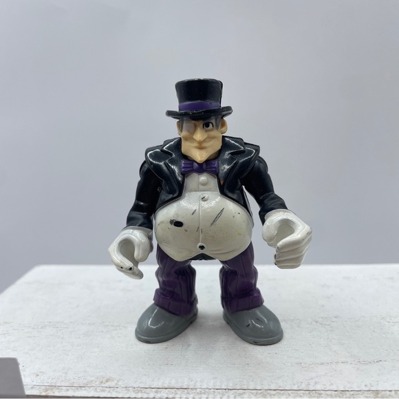 Fisher Price The Penguin Imaginext DC Comics Super Friends Action Figure 3" - Picture 1 of 7